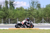 Advanced 1 Group Black Bikes